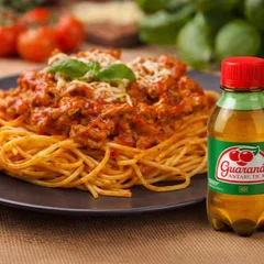 Macarrão à Bolonhesa + Guaraná Mini