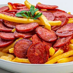 Batata-Frita com Calabresa