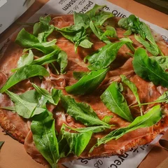 Pizza Fit de Parma c/ Rúcula | Pizza Saudável