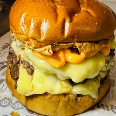 Triplo Burguer