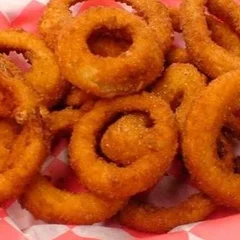 Onion Rings "8 anéis crocantes de cebola"