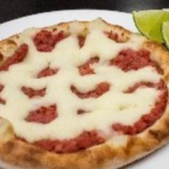 Esfiha de calabresa com Catupiry