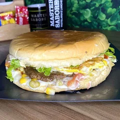 X Salada (carne)