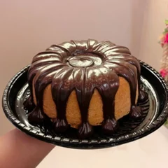 Bolo Caseiro de Cenoura Pequeno (Escolha com ou sem calda)