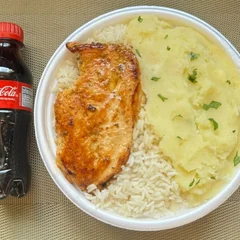 Frango Grelhado & Purê + Coca Pet + R$ 18,99 leve outra marmitex