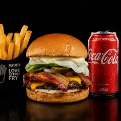 BOX SUPREMA | X Suprema Burguer 160g + Batata frita média + Refrigerante 350ml