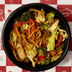 Yakisoba de Carne 