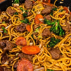 Yakisoba de Carne