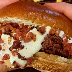 BURGUER VEGÊ LARICA DE CATUPIRY