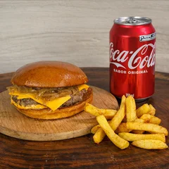 Burger 120g + Batata Frita + Coca Cola Lata 