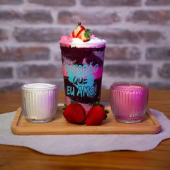 Mega Açaí 2 Amores 300ml: Açaí + Cr. De Ninho + Cr. De Morango Grátis