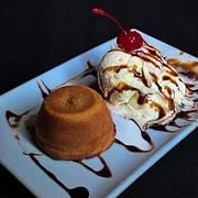 Petit Gateau Doce de Leite