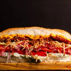 Hot Dog Cheddar e Bacon - Cebola Crispy