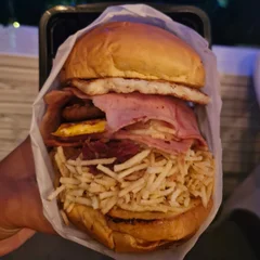 X-Tudo Duplo - São 340gr de Sabor