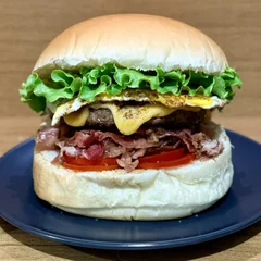 X Bacon Salada Egg