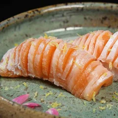 niguiri barriga de salmao