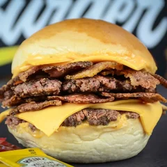 Jucca Bacon Burguer Duplo