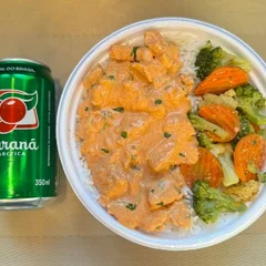 Strogonoff Frango & Purê + lata Guaraná + R$ 14,99 leve outra marmitex