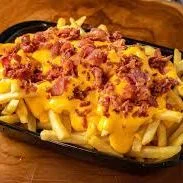 batata frita com cheddar e bacon