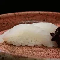 niguiri peixe branco do dia 2 un 