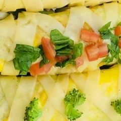 Omelete de brócolis com queijo
