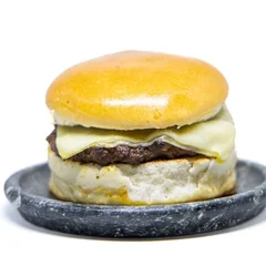 Hambuguer uma carne mussarela