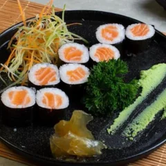 MAKI SALMÃO 8 UND