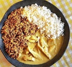 1 Tikka Masala + 1 Fritas + 1 bebida à sua escolha