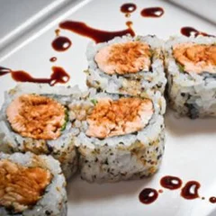 Urumaki Salmão grelhado