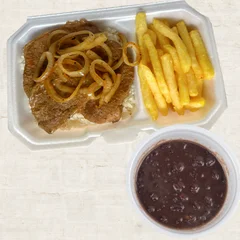Marmita Favorita de Bife Acebolado 