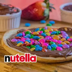 Esfiha Nutella com Confetes