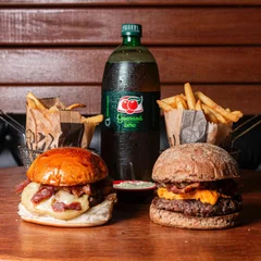 Dupla Perfeita (Hills Bacon & Cheddar Bacon).