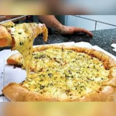 Pizza 4queijos + Refrigerante