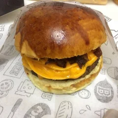 Cheddar burger