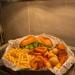 Combo 2 X-tudo + Petiscos