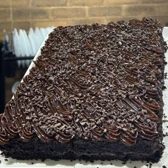 Bolo Chocolatudo - Fatia Quadrada