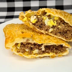 PASTEL SALGADO PEQUENO