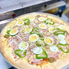 pizza portuguesa+refrigerante 1 litro