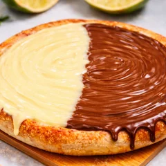 Duo  (chocolate ao leite + chocolate branco ... Meio a meio)