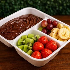 FONDUE CHOCOLATE COM FRUTAS 